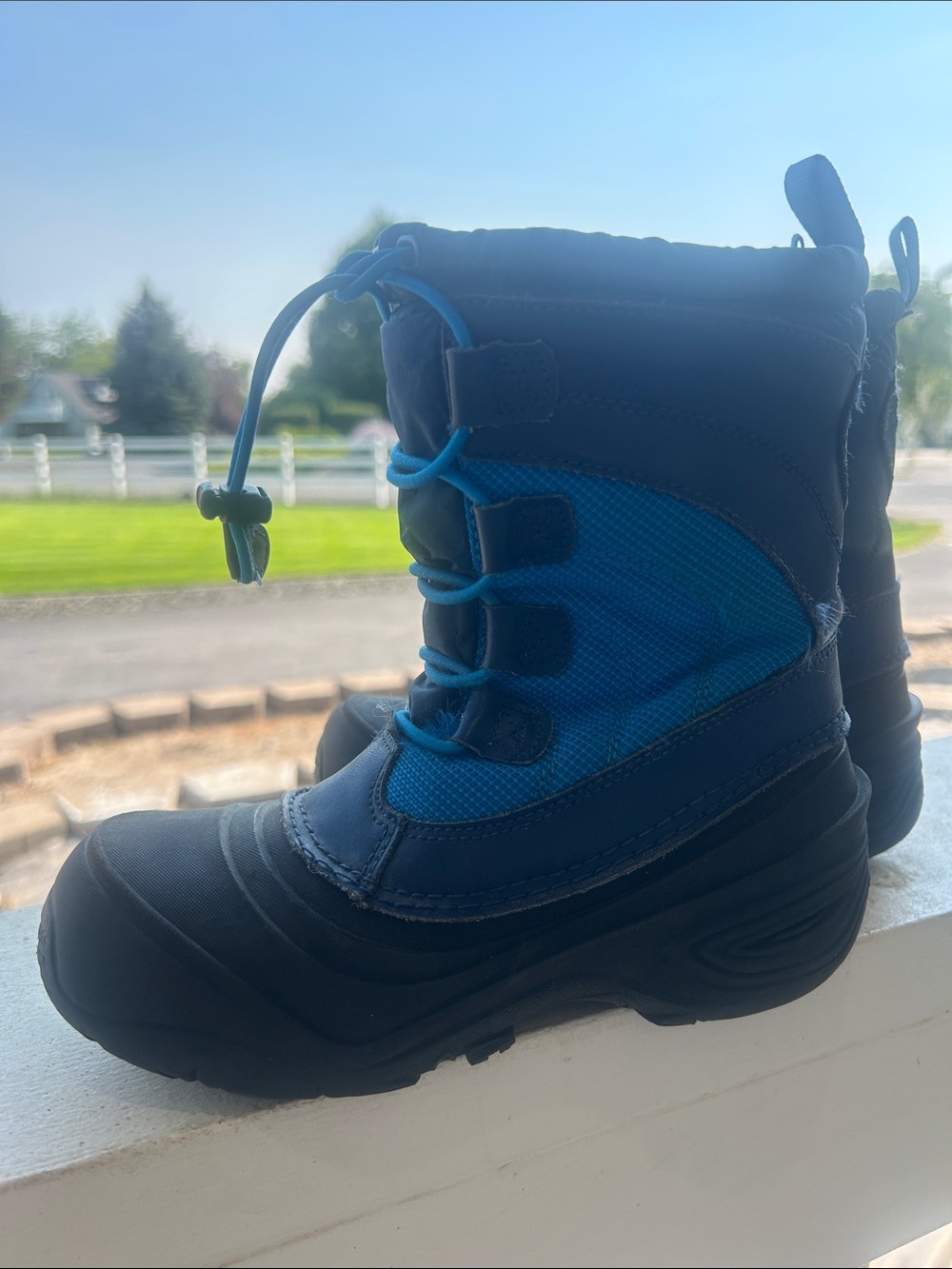 The North Face Kids Navy and Blue Insulated Snow Boots